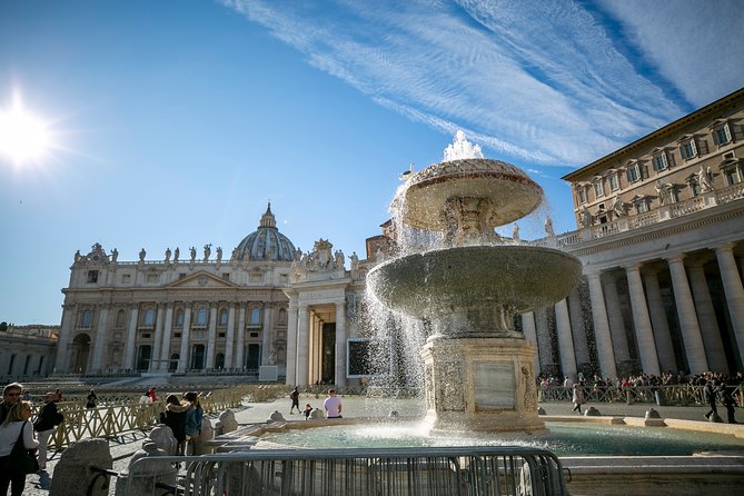 Vatican Museums, Sistine Chapel & St.Peter Basilica Private Tour - Start at Viale Vaticano with skip-the-line flow in mind