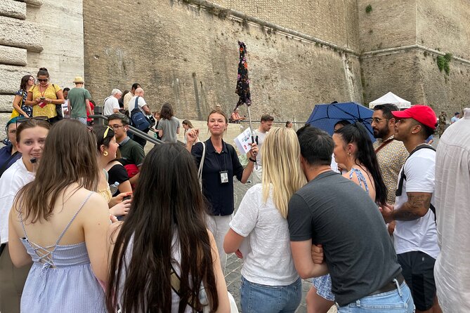 Vatican Museums, Sistine Chapel & St. Peter's Square Guided Tour - Vatican Museums in 2 hours: how the guide helps you not get lost