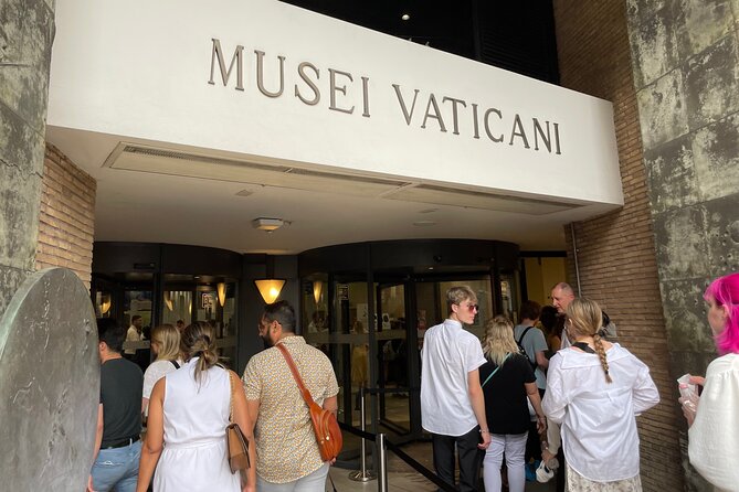Vatican Museums, Sistine Chapel & St. Peter's Square Guided Tour - Meeting at Via Tunisi, then walking into Vatican reality