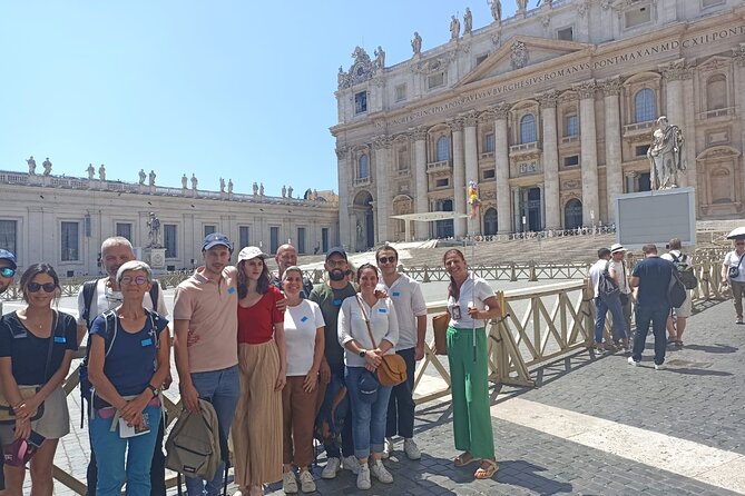 Vatican Museums, Sistine Chapel Tour and Basilica Access - Sistine Chapel ceiling time, Michelangelo versus the stories that sharpen the art