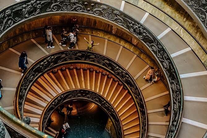 Vatican Museums: Skip the Line Tickets with Escorted Entrance - What you’ll actually see: the museum sequence that matters most