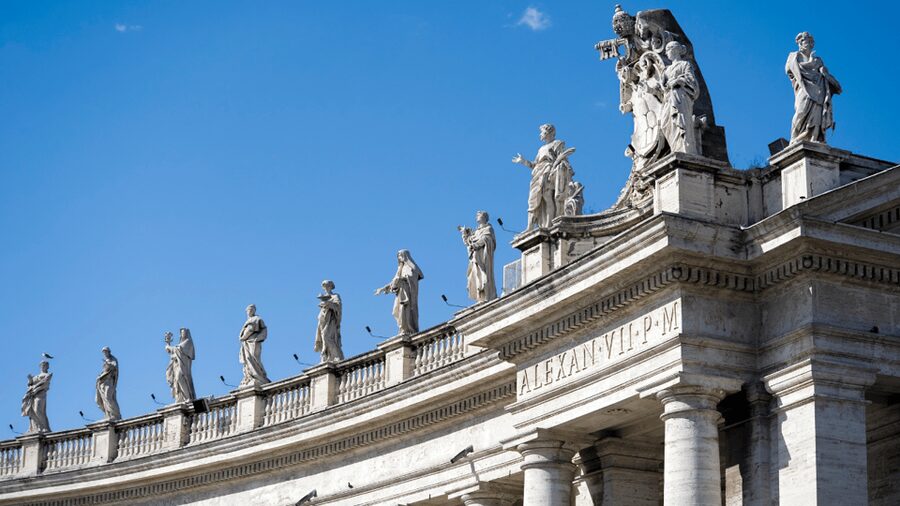Vatican Museums & St Peter's Basilica Small Group Tour - Sistine Chapel viewing: listening with headsets, then going quiet