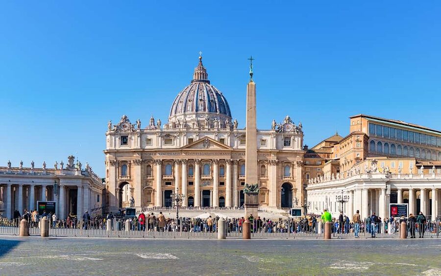 Vatican Pre-Booked Entry for St. Peter's Basilica+Dome Climb - Meeting Point: the Green kiosk Bar and finding your team fast