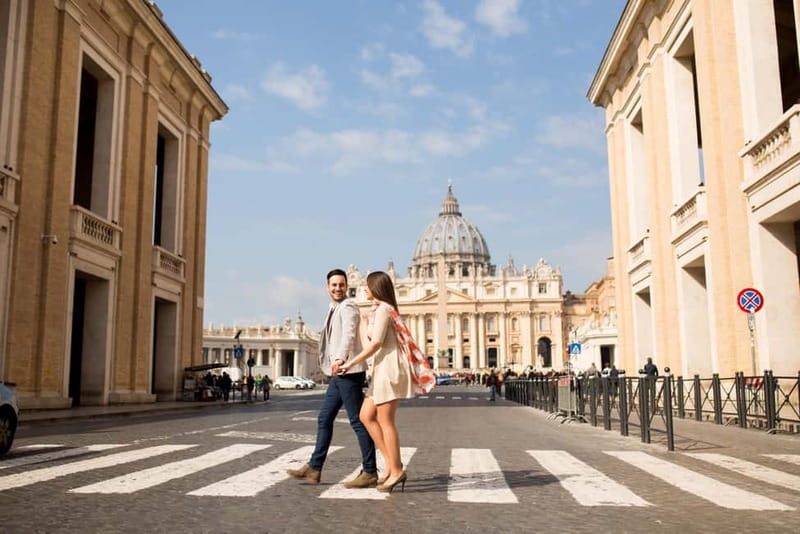 Vatican: Private Photoshoot - Standard option: 30 minutes, 20 edited photos, big basilica angles