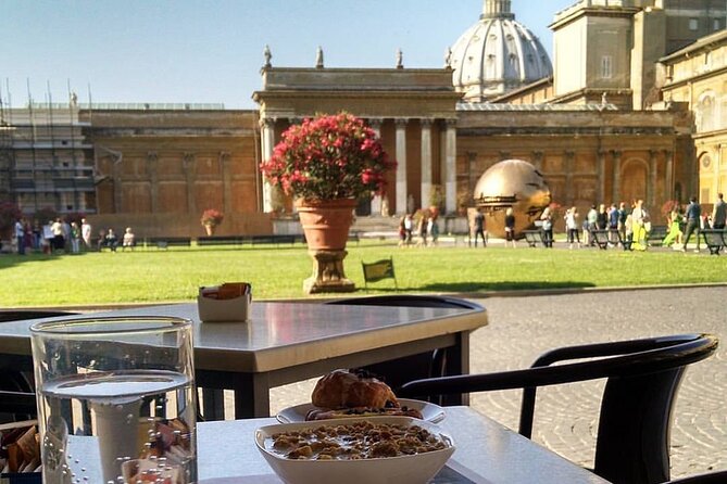 Vatican, Sistine Chapel Guided Tour & Access to St Peter Basilica - The real value of an express Vatican day