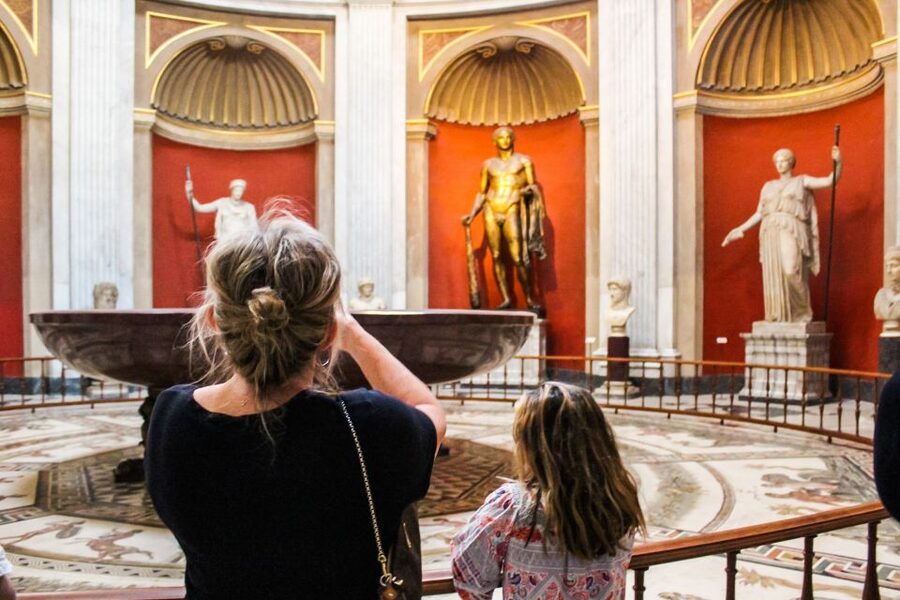 Vatican & Sistine Chapel Ticket with Optional Audio Guide - The handheld setup that keeps you oriented: map plus audio app