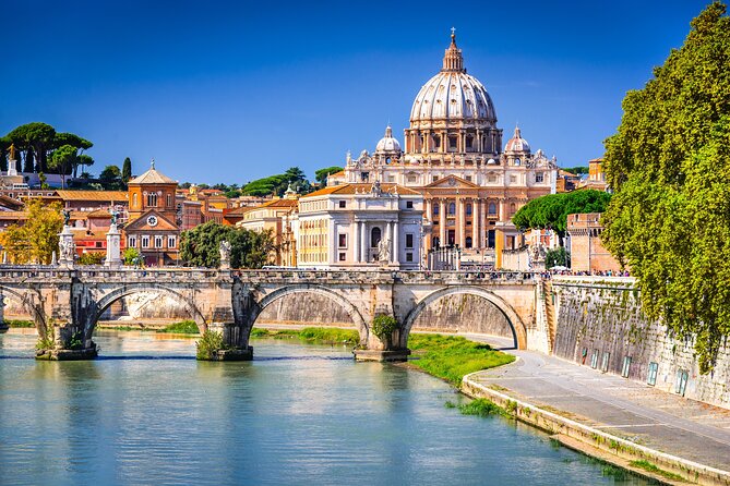 Vatican: St. Peter's Basilica Entry and Audio Guide - Ancient Rome multimedia video: a small bonus for your broader Rome context