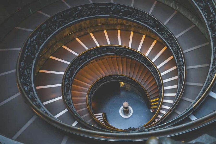 Vatican: St. Peter’s Basilica, Papal Tombs Tour with Dome - St. Peter’s Square and the Egyptian obelisk, your first “scale moment”
