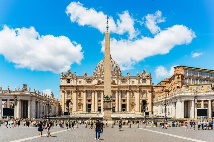 Vatican: St. Peter's Basilica, Square, Grottoes Guided Tour - Key points to know before you go