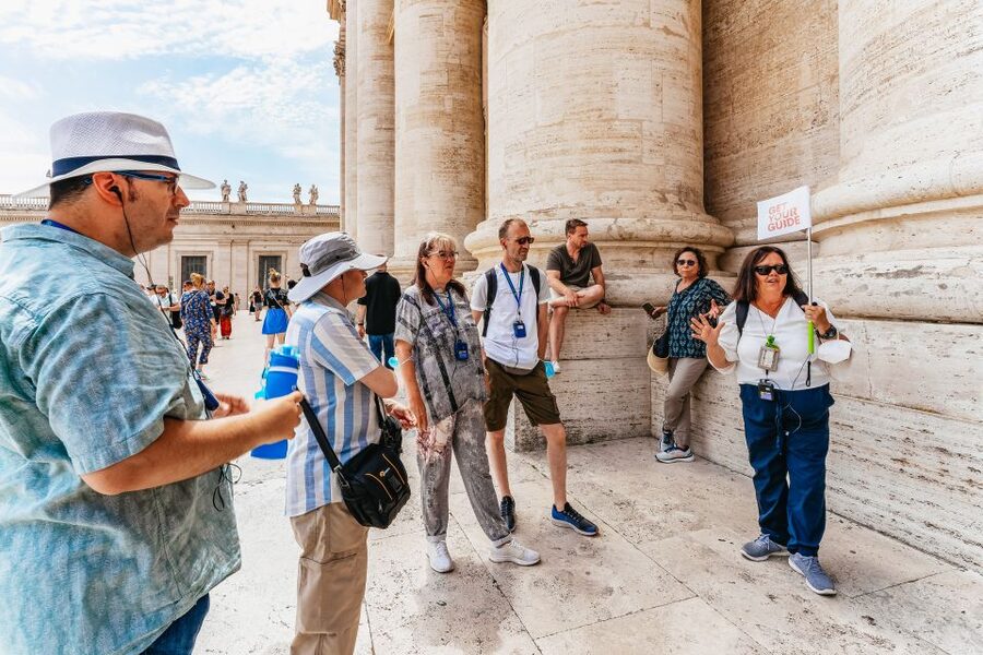 Vatican: St. Peter's Basilica, Square, Grottoes Guided Tour - Who this tour is best for, and who should consider another plan