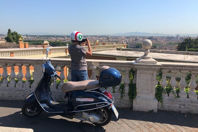 Vespa Primavera 125 cc Rental at Rome 24 ore - Price and value for a 24 ore style Rome scooter day
