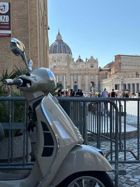 Vespa Sidecar Tour : Express Highlights of Rome - St. Peter’s Square and Vatican views at street level