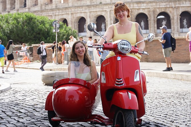 Vespa Sidecar Tour in Rome - Piazza del Popolo and the north gateway feeling