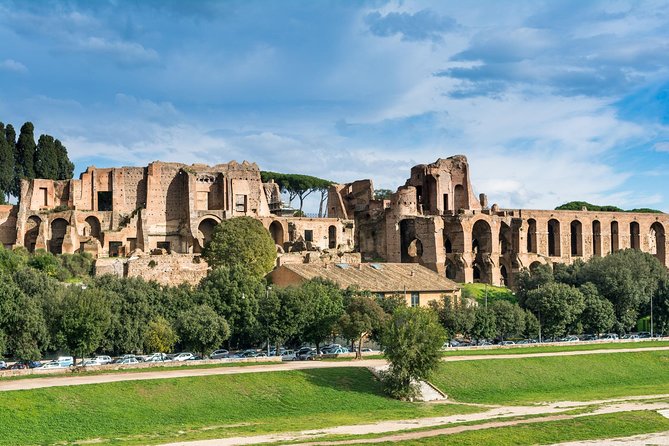 VIP Colosseum & Roman Forum Small Group Guided Tour - Meeting point, quick redirection, and the name match rule