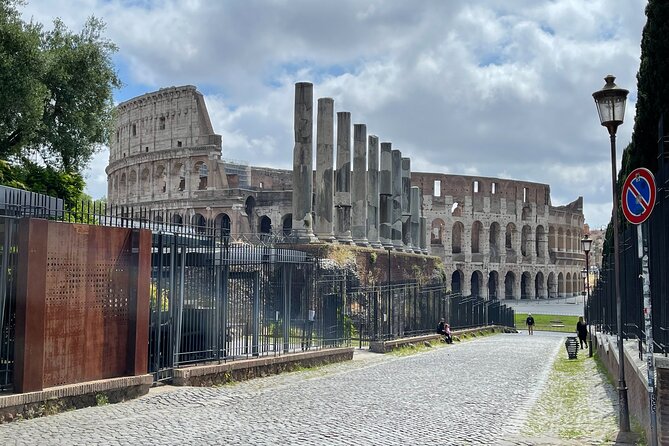 VIP Colosseum Underground and Ancient Rome Small Group Tour - Photo spots, views, and stairs you should plan for